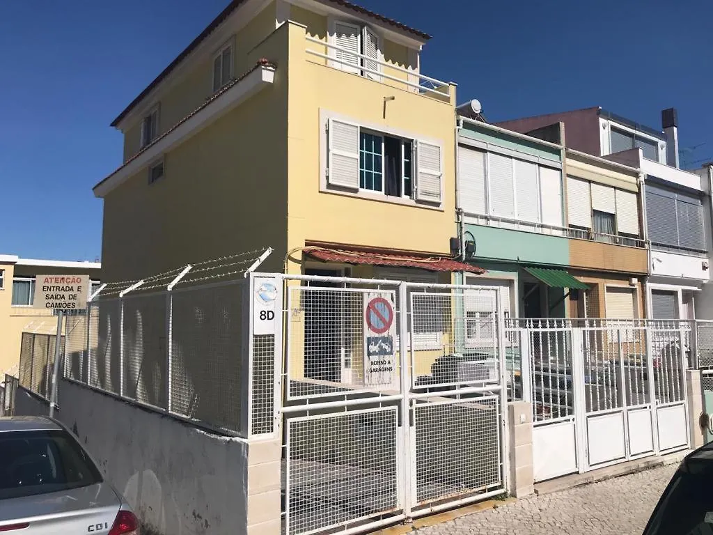 Refugio Popular Hostel Lisbon